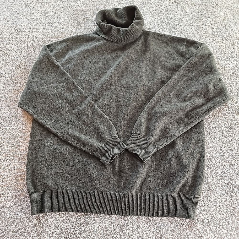 Cashmere Classics Turtleneck Sweater Green‎ Sz M 90% Cashmere 10% Wool - Picture 11 of 12